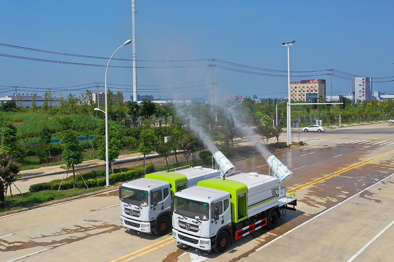國(guó)六東風(fēng)D9 10噸抑塵車