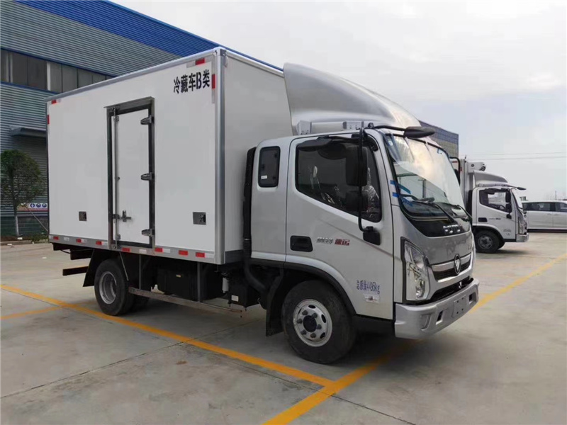 國(guó)六福田奧鈴速運(yùn)一排半冷藏車