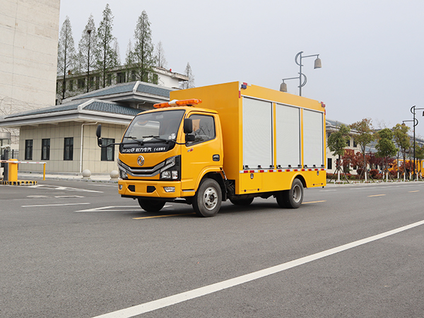 CLW5040XXH6小多利卡救險車