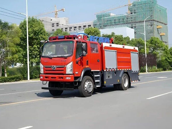 CLW5150GXFSG60/ST型水罐消防車